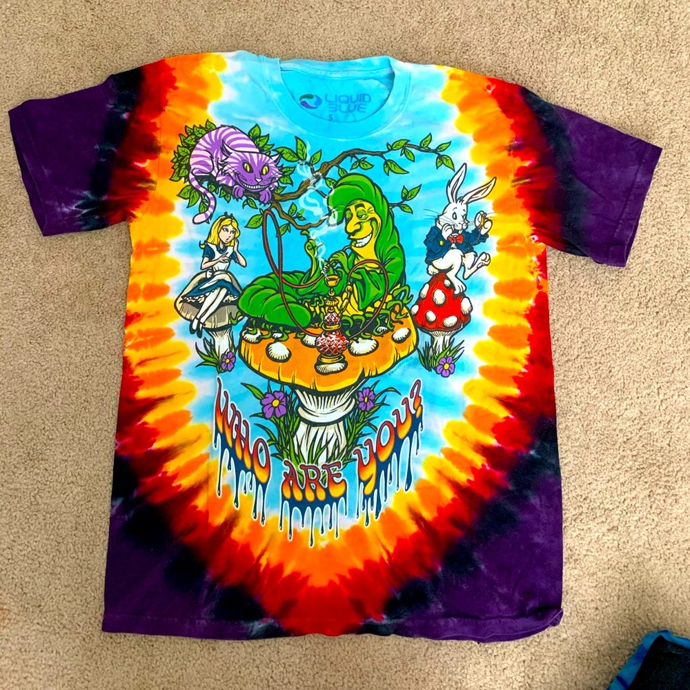 Trippy Alice in Wonderland Tee